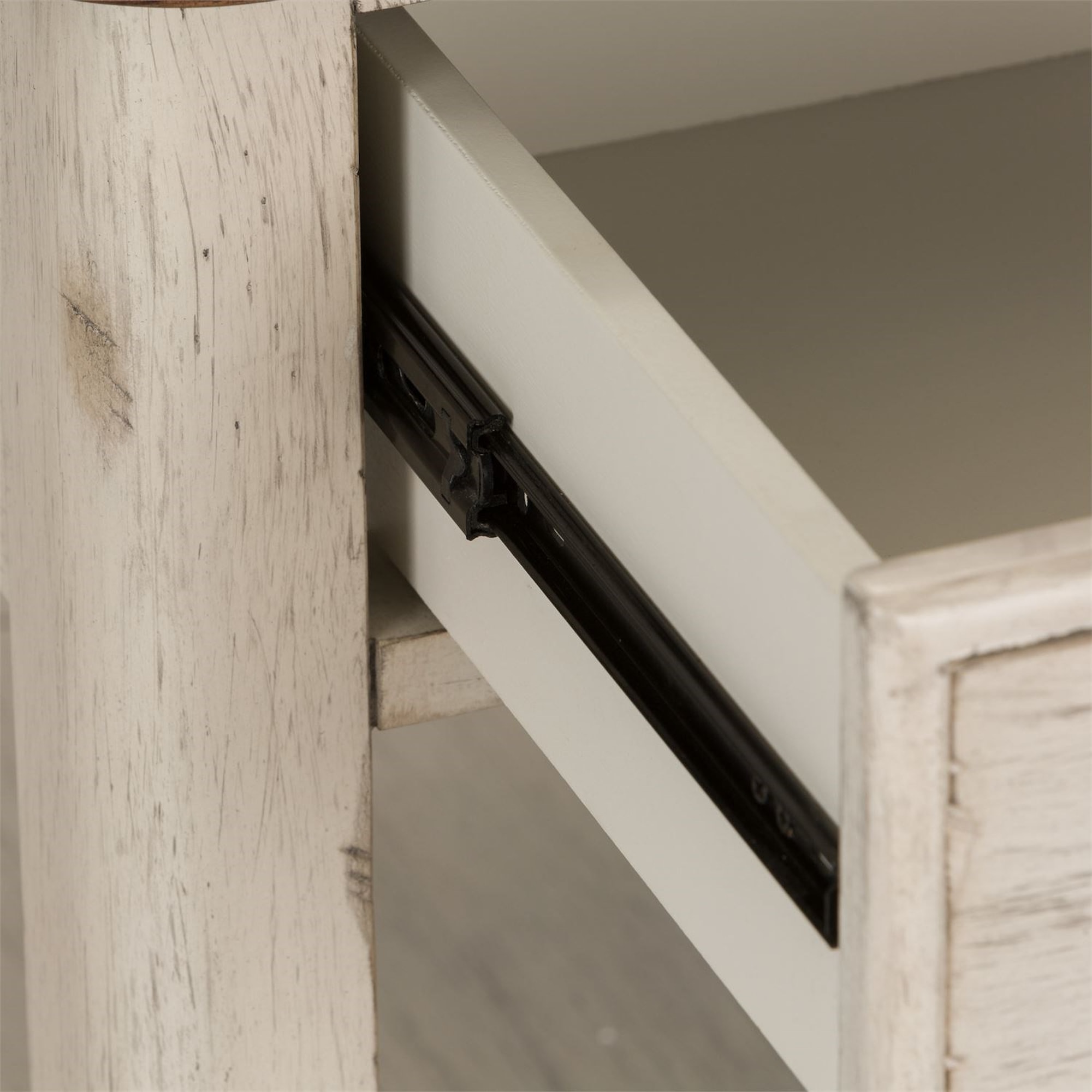 Liberty Furniture Farmhouse Reimagined LIB652OT1020 Farmhouse End